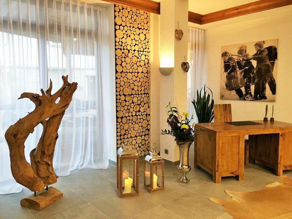 Neo Hotel Linde Esslingen Esslingen am Neckar Kültér fotó